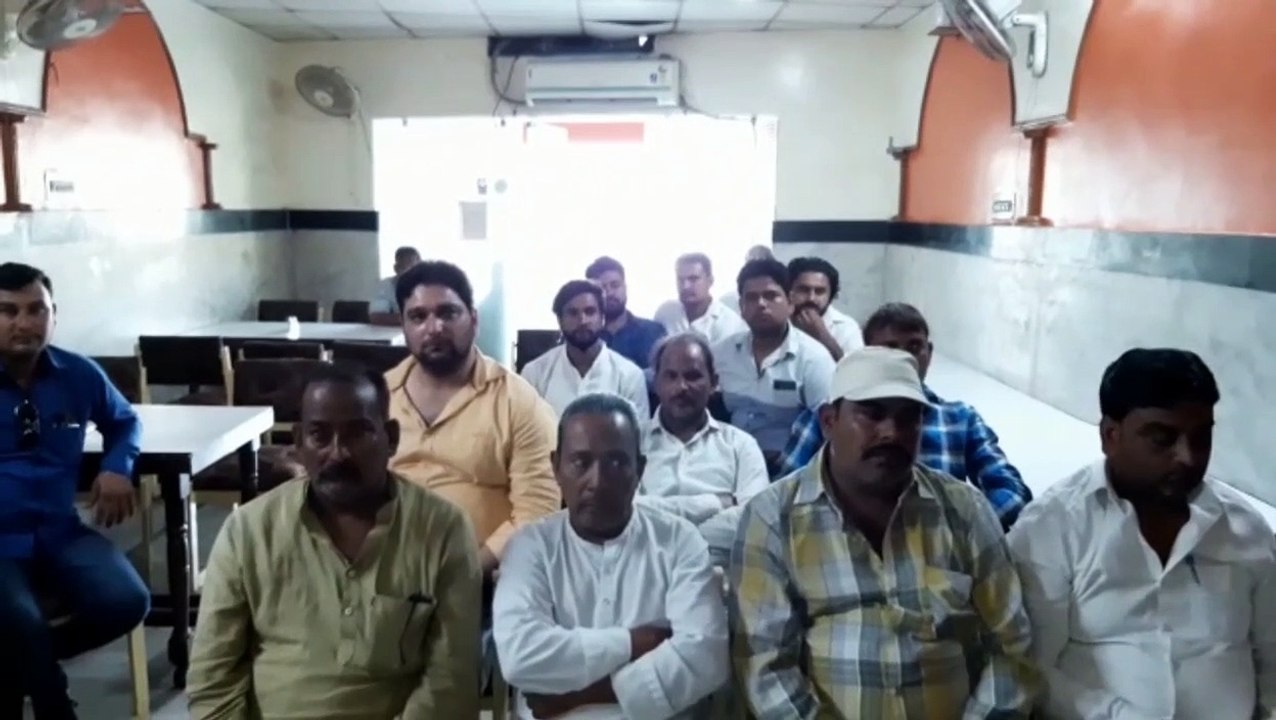 कमलेश तिवारी हत्याकांडः करणी सेना के राष्ट्रीय अध्यक्ष ने सीएम योगी से की ये बड़ी मांग, देखें Vid