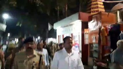 जिलाधिकारी और एसएसपी निकले सड़कों पर