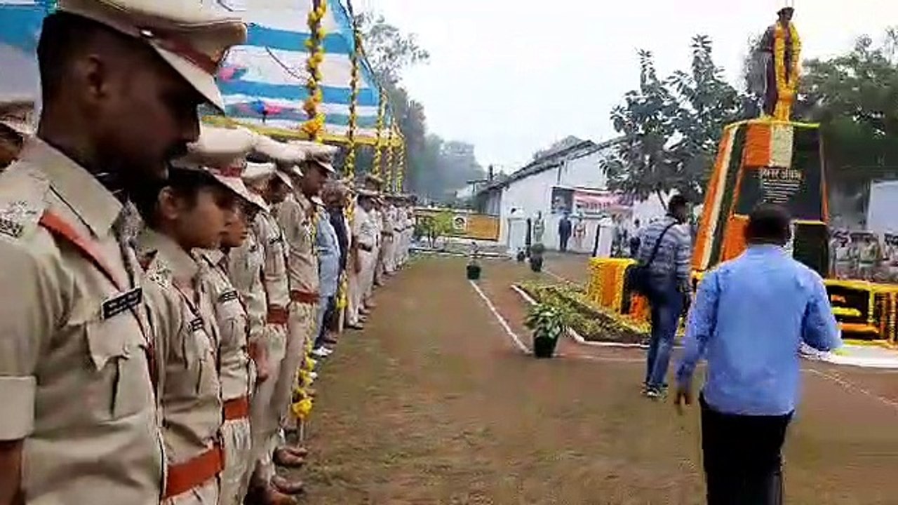 कर्तव्यनिष्ठ पुलिसकर्मियों के बलिदान को किया नमन