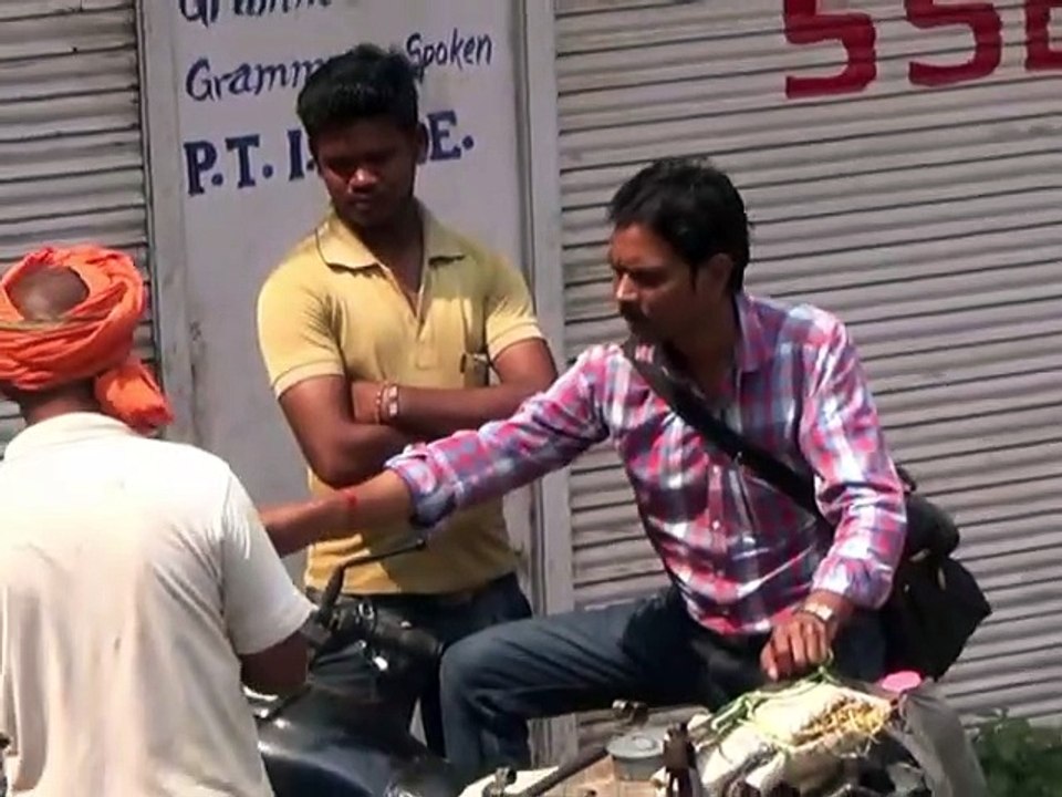 Food security officer rishwat video viral in sidhi