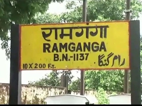 यूपी: इस जिले में प्रशासन ने 13 जींस फैक्ट्रियों पर जड़ दिए ताले, वजह जान हैरान रह जाएंगे