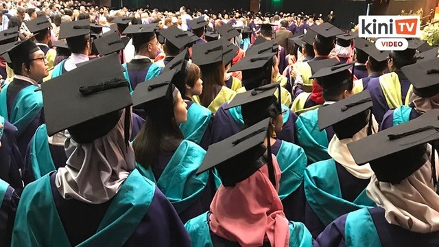 Students must still stay put - minister