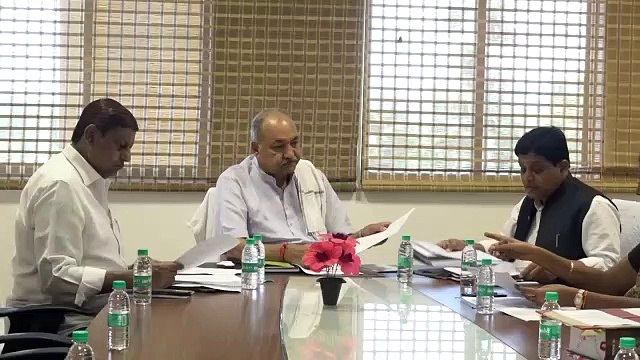 छत्तीसगढ़ में बैलेट पेपर से होगी नगरीय निकाय चुनाव में वोटिंग, पार्षद ही चुनेंगे महापौर