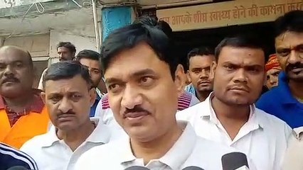 स्कूल बस पलटी