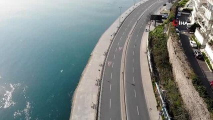 Sokağa çıkma yasağı ile Bebek Sahili ve çevresi boş kaldı