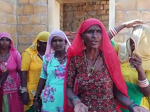 बड़ाबाग क्षेत्र में अतिक्रमण हटाने की कार्रवाई का विरोध