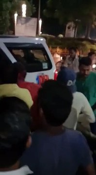 धोखाधड़ी की सहआरोपी की पत्नी के पति ने सतरस्ता पर काली मंदिर के पास खाया जहर