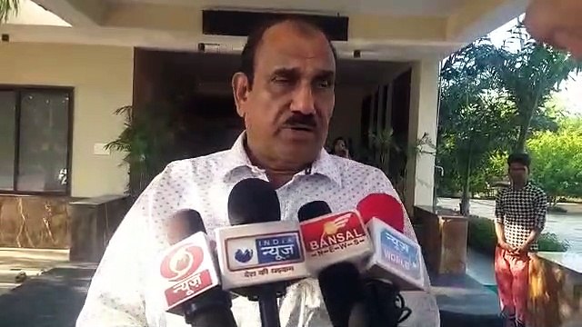 ब्रेकिंग न्यूज-सहायक आबकारी आयुक्त के 5 ठिकानों पर लोकायुक्त का छापा