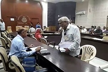 बेटा-बहू से परेशान रिटायर्ड फौजी बोले