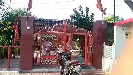 Download Video: मंदिर में लुटेरों का धावा, चौकीदार को बंधक बना नकदी लूटी