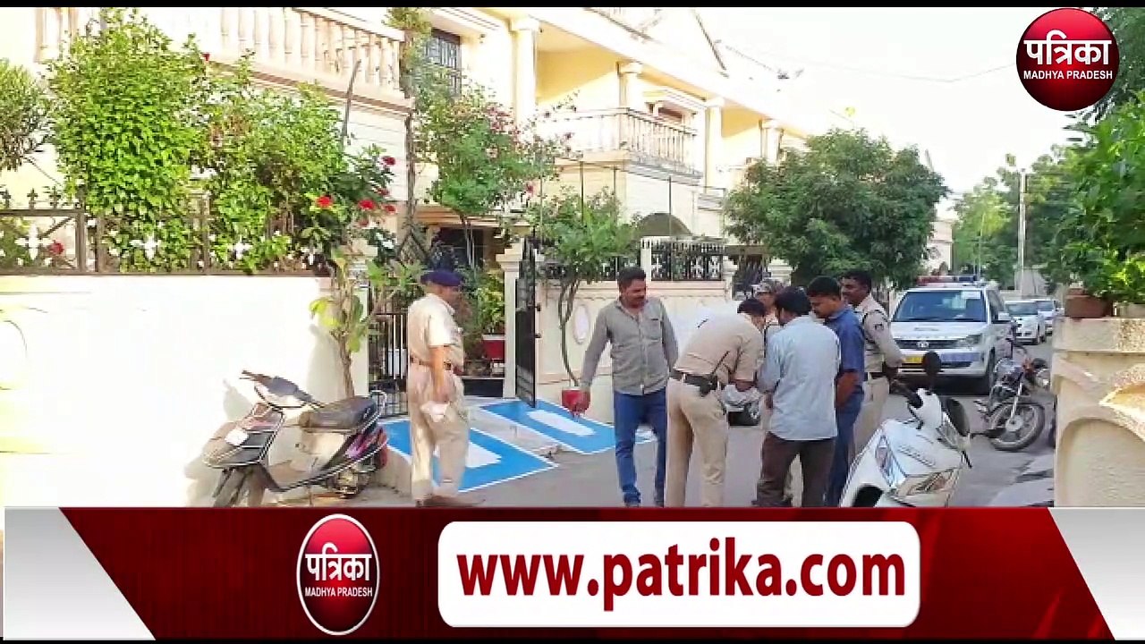 आबकारी आयुक्त के घर लोकायुक्त का छापा