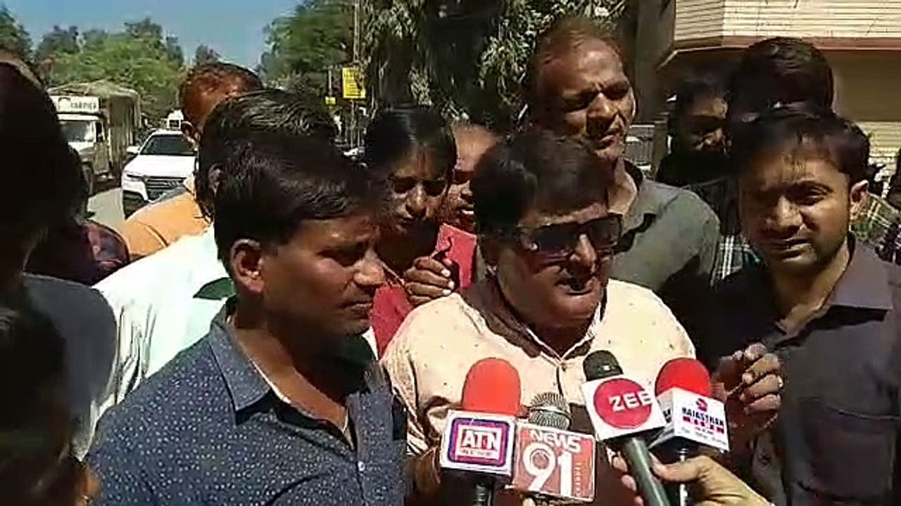 Watch : त्योहारी सीजन में धूल फांक रहे लो