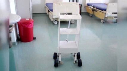 Pandemi servisindeki hastalara robotlar hizmet edecek