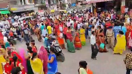पूर्व विधायक सुदर्शन गुप्ता ने विशाल चुनरी का आयोजन किया