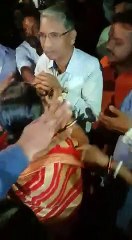 Officers insulted by women