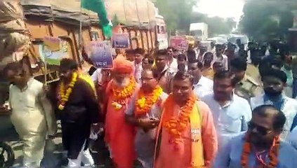 साक्षी महाराज की पदयात्रा