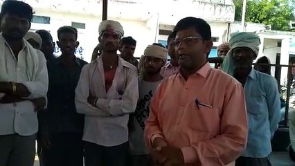 गरबा देख रहे लोगों पर कहर बनकर टूटी चट्टानेें