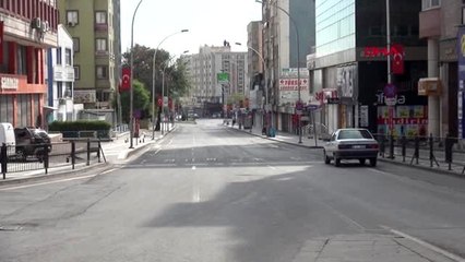 Şanlıurfa'da caddeler ve sokaklar boşaldı