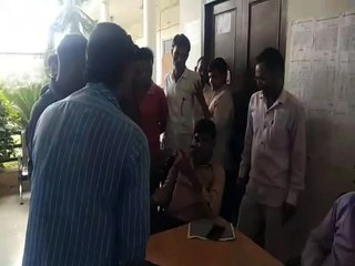 नगरपालिका में हंगामे के बाद कॉलोनियों के रास्ते से हटाया अतिक्रमण