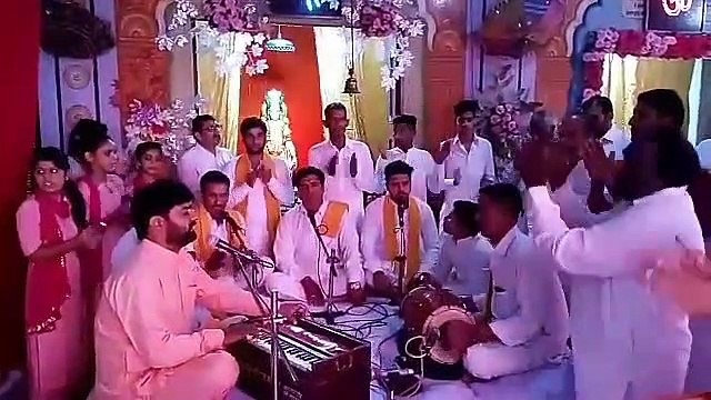 घरों और मंदिरों में घट स्थापना के साथ शुरू हुए शारदीय नवरात्र