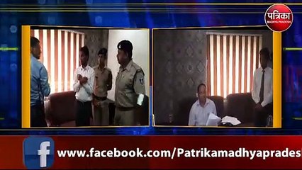 पत्नी भी पुलिस के कॉल के बाद हो गई है कंफ्यूज