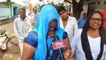 गौरीपुर गांव पहुंची कलेक्टर ने ग्राम प्रधान के घुघट को लेकर कही बड़ी बात