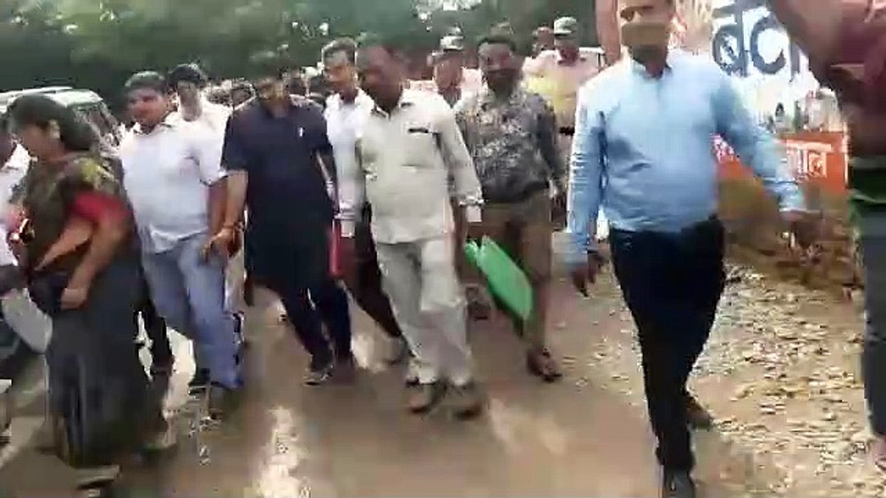 कमलनाथ की मंत्री बोलीं, ट्रांसफर करवाने में लगते हैं पैसे, सस्पेंड करने में नहीं