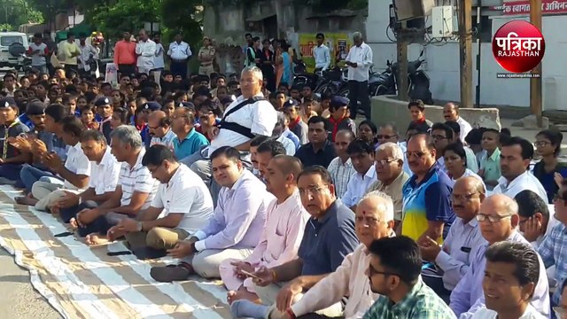 VIDEO : Gandhi Jayanti 2019 : पाली में मनाई साबरमती के संत की 150वीं जयंती, श्रद्धा से अर्पित किए पुष्प
