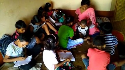 Pooja who imparted free education to poor children of Kachanar village
