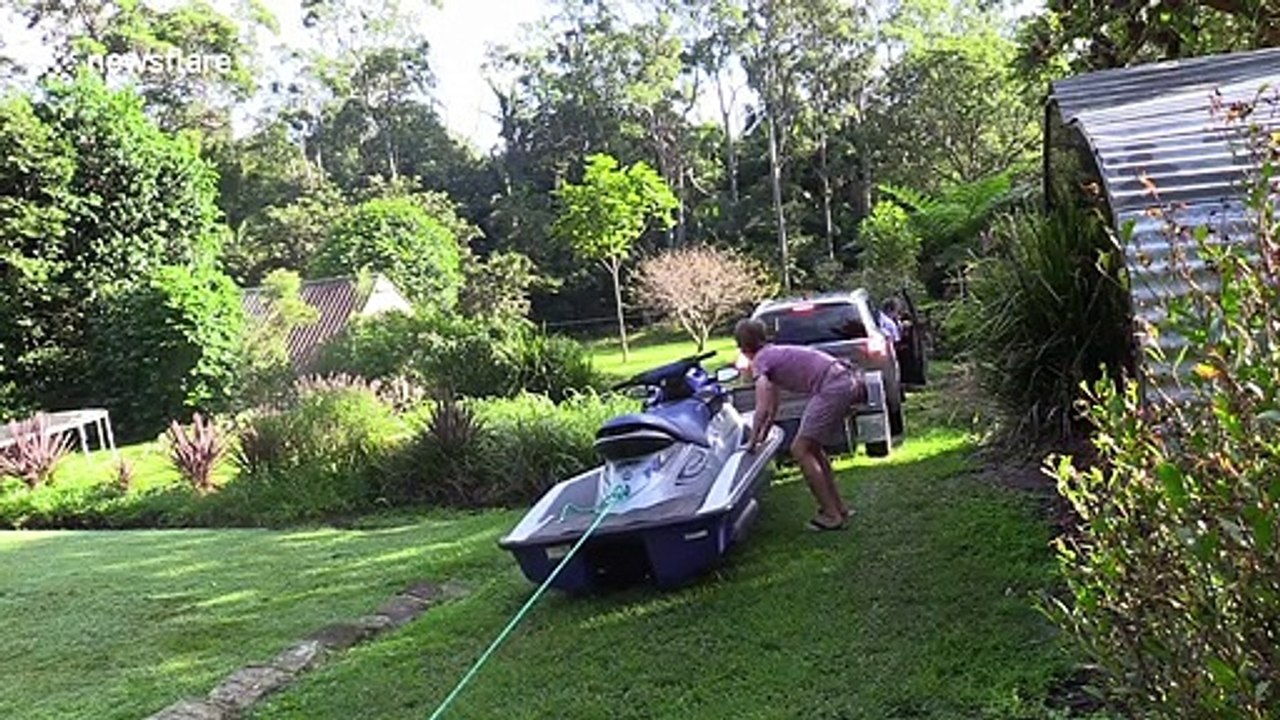Australian Dad builds awesome Jet Ski ride in garden