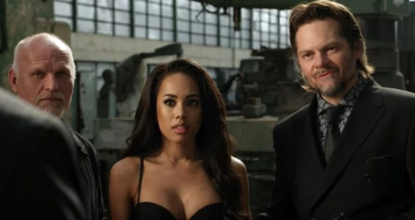 Son Silah filmi fragmanı! Son Silah filmi oyuncuları - Son Silah konusu