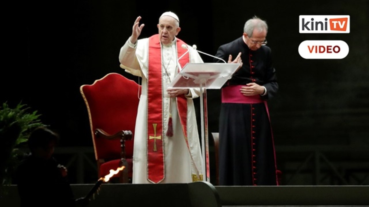 On Good Friday, Pope hears sorrows of prisoners and victims