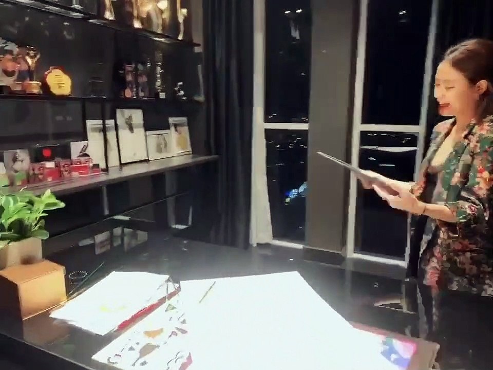 Không gian căn hộ Hoàng Thùy Linh