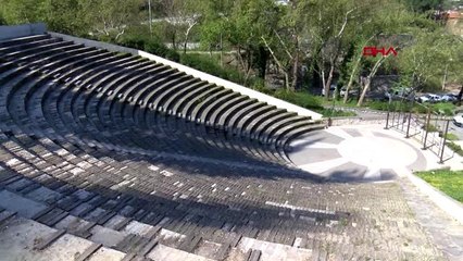 Manisa sokağa çıkma yasağına uydu