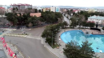 Sokağa çıkma yasağının ardından cadde ve sokaklarda sessizlik hakim