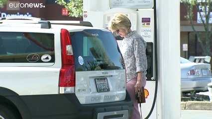 Страны ОПЕК+ договорились сократить добычу нефти на 10 миллионов баррелей в сутки