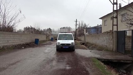 Kuşu kaybolan epilepsi hastası çocuğa polisten sürpriz