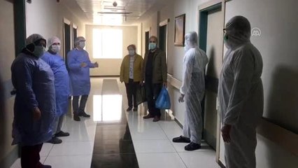 Koronavirüs tedavisi gören çift taburcu edildi