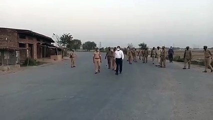 भदोहीके डीएम और एसपी ने किया भदोही वाराणसी बॉर्डर का दौरा