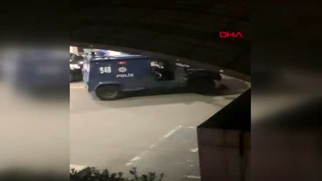 BEYOĞLU'NDA POLİSE SİLAHLI SALDIRI: 2 POLİS YARALI