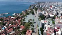 Antalya'da yasağı ihlal eden 729 kişiye 1 milyon 487 bin 79 TL ceza