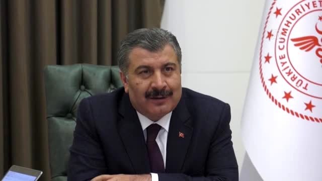 Bakan Koca, 6 üniversitenin rektör, tıp fakültesi dekanı ve başhekimiyle görüştü