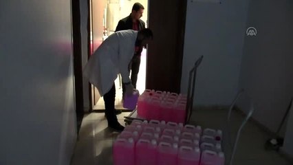 Batman Üniversitesinden kamu kuruluşlarına sıvı sabun desteği