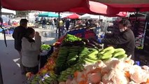 Koronavirüs | Büyükşehirlerde 'sokağa çıkma yasağı' uygulanırken Tokatlılar pazar alışverişinde