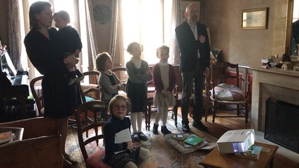 Messe de Pâques confinée à la maison