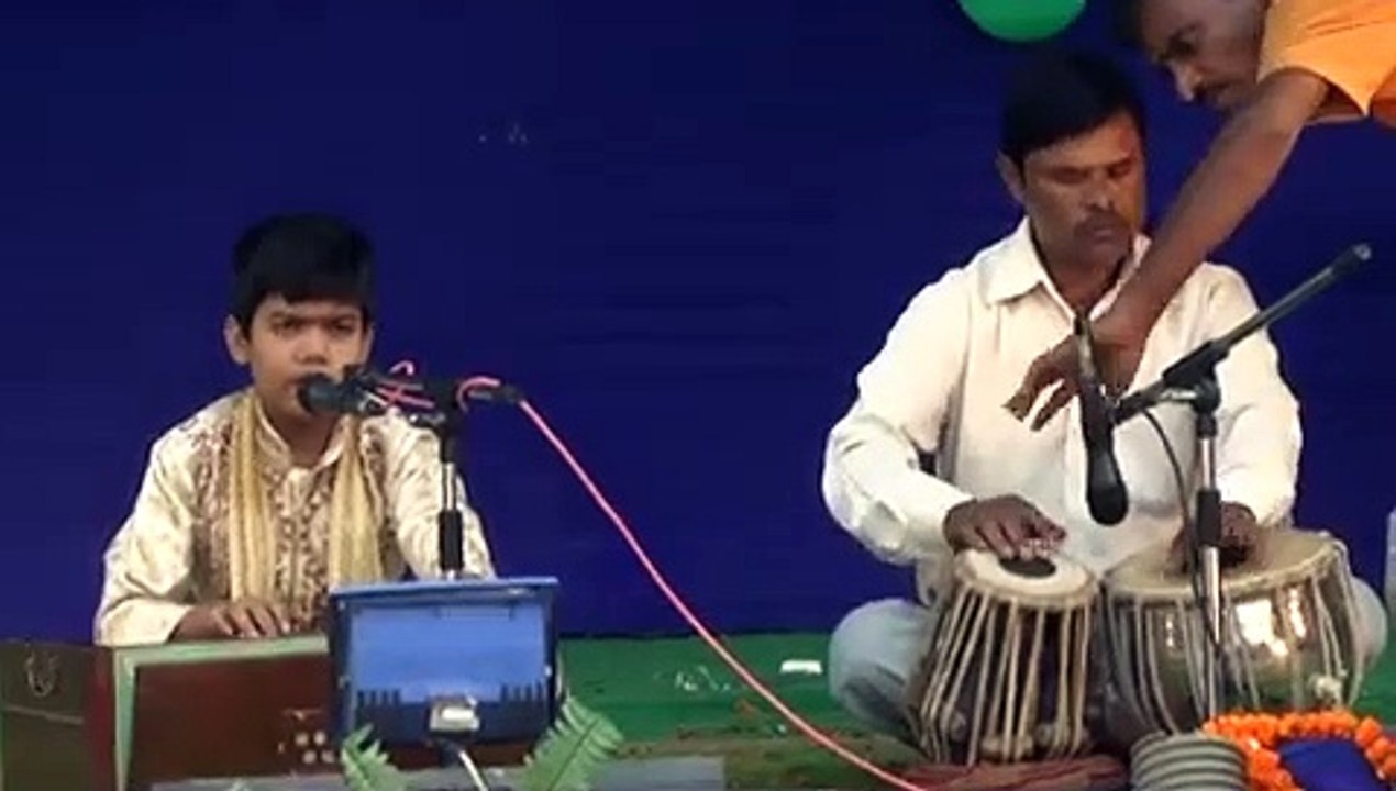 bekhudi kya cheez hai in lalganj st Paul' s school josh 2012