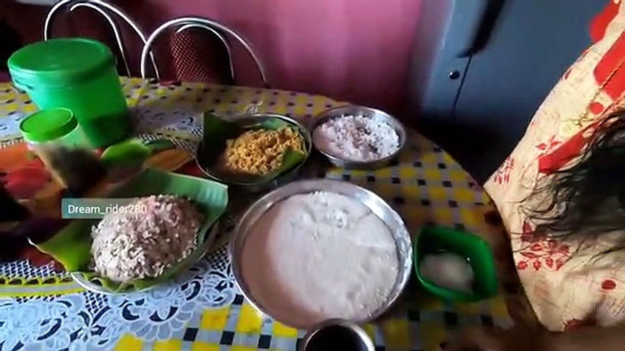 കോഴിക്കോടൻ ഇലയട _ kozhikode special ilayada _ maki(360P)