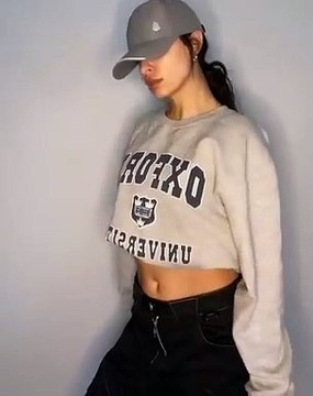 Ελένη Φουρέιρα: Θα τρίβετε τα μάτια σας με τον ξέφρενο χορό της εν μέσω καραντίνας!