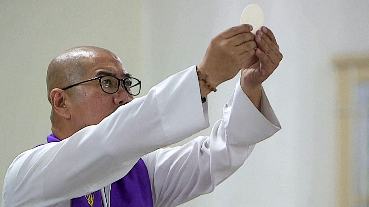 Philippines Easter celebrations: Catholics mark holy week