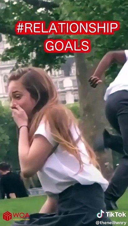 18+ Amazing! Magic Troll Everyone On Street - Funny Vine #050